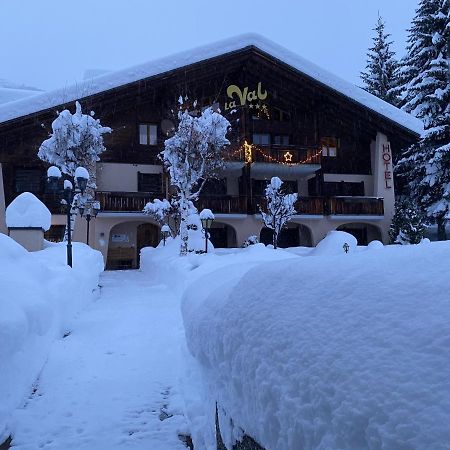 Hotel B&B Casa La Val Sedrun Kültér fotó
