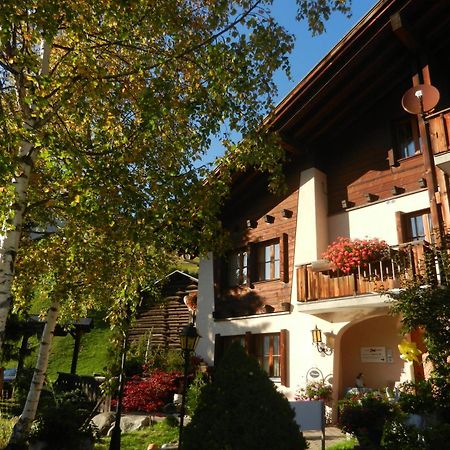 Hotel B&B Casa La Val Sedrun Kültér fotó
