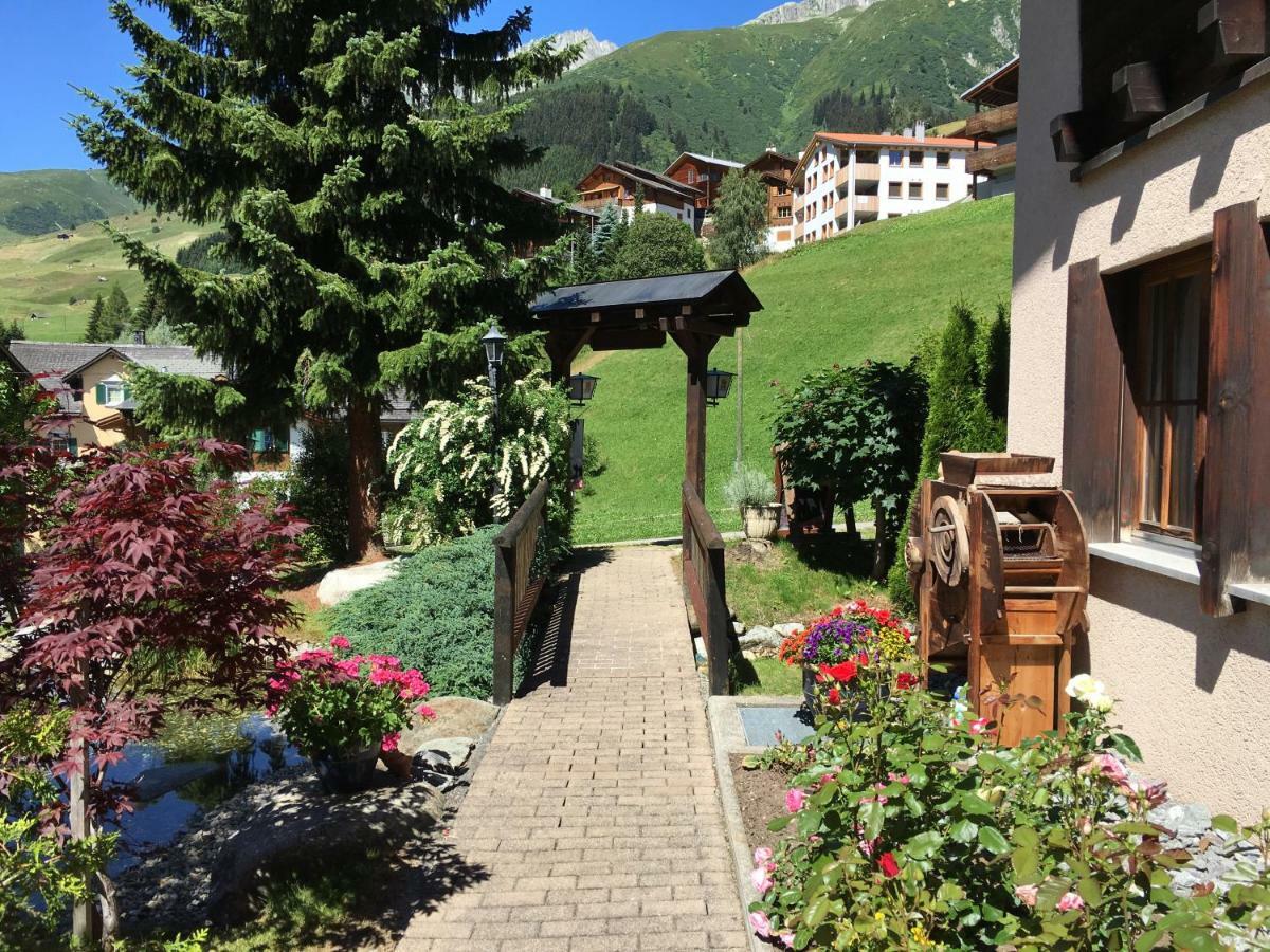 Hotel B&B Casa La Val Sedrun Kültér fotó
